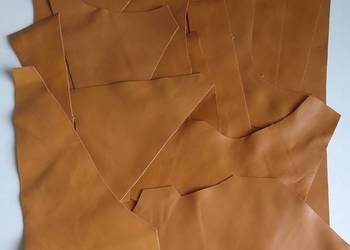 Skóra (330) Licowa Włoska średnie i małe kawałki Cognac Koniakowa Brązowy