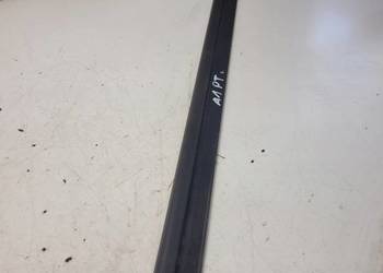 LISTWA MAT DRZWI PRAWY TYŁ AUDI A1 8X4839478