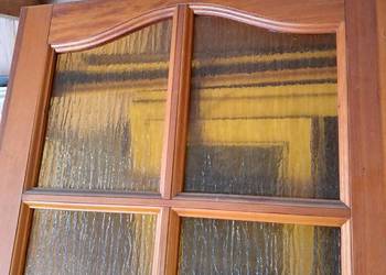 Drzwi modrzewiowe solidne z futryną