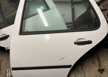 Volkswagen golf 4 IV drzwi lewy tył