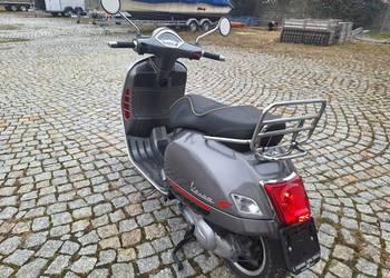 PIAGGIO VESPA GTS SUPER 300