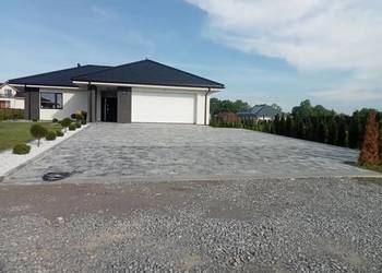 Układanie kostki brukowej