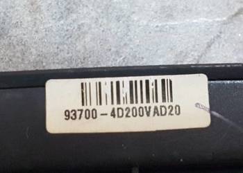 KIA CARNIVAL III PRZELACZNIK SZYBY TYL ESC 93700-4D200VAD20