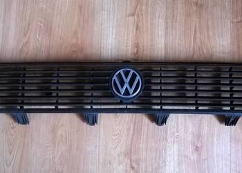 GRILL ATRAPA VW PASSAT B2 szczupak  81-85 przedlift oryginał GRILL ATRAPA VW PASSAT B2 szczupak  81-85 przedlift oryginał