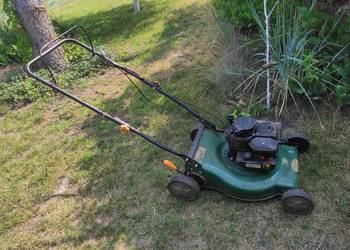 Kosiarka do trawy używana silnik Briggs & Stratton do serwisu i naprawy