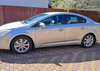 Toyota Avensis 2.2 D-4D Salon Polska