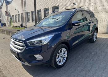 Ford Kuga 2017r Titanium Bardzo Bogate Wyposażenie Niski przebieg