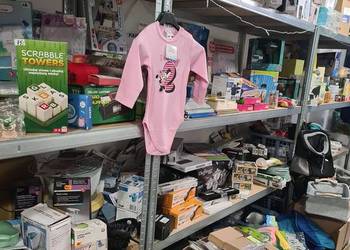 Towar z Palet po Likwidacji Sklepu wraz z regałami