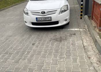 Toyota AURIS 2011r 2,0D4D 126 KM