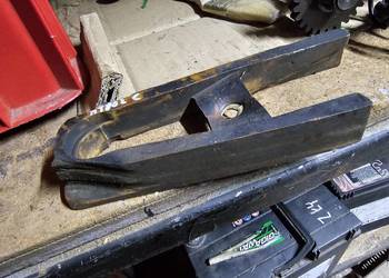 Yamaha DT 80 lc2 ślizg łańcucha wahacza DT80 80lc2 dt80lc2 prowadnica