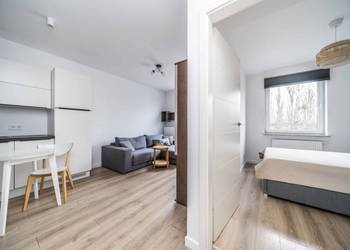 Urządzone 2 pokoje balkon Wilda