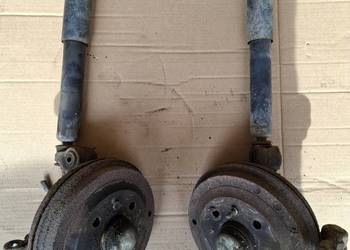 Zawieszenie przód przednie zwrotnice piasty Fiat 126p Maluch