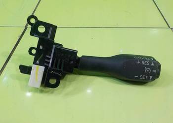 AVENSIS III T27 2.0 D4D 09r SEDAN 4D przelacznik kierownicy tempomatu