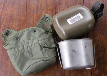 Manierka Us Army alice z kubkiem
