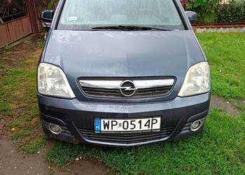 Opel Meriva 1.8uszkodzony.