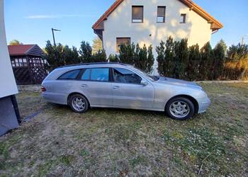 Mercedes E-Klasa Karawan