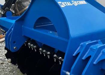 Brona talerzowa 3.0m wał daszkowy firmy Metal Technik