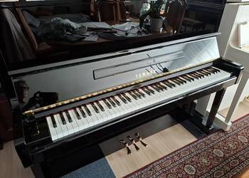Pianino Yamaha model  U10 BI   jak nowe