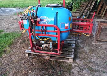 Opryskiwacz biardzki 300 liter