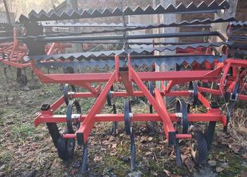 kultywator  z  wałkiem 120cm