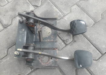 Pedały wspornik hamulca sprzęgła Mercedes 310D 408d 208d 210