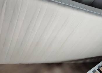 Sprzedam łóżko metalowe białe Sprzedam łóżko metalowe białe