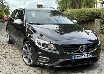 Volvo V60 R-Design