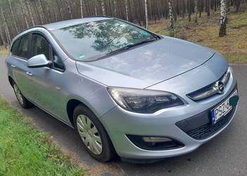Opel Astra J 1.6d 136km 2014r. Zarejestrowany 141tys.km kombi zadbana