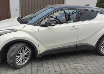Toyota C-HR hybrid Mały przebieg Polska ASO