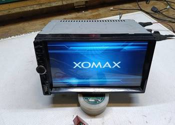 Radio samochodowe marki XOMAX.