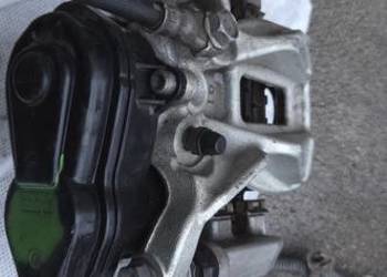 Zacisk tył Toyota Yaris IV,Aygo z silnikiem