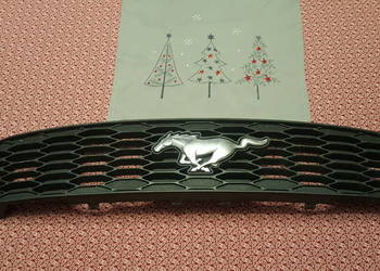 Grill Ford mustang V 2013rok