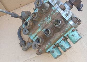 Rozdzielacz hydrauliczny 3 sekcje