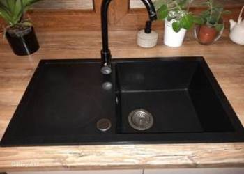 Zlewozmywak jednokomorowy granitowy czarny z baterią