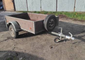 Przyczepka samochodowa lekka mocna konstrukcja Przyczepka samochodowa lekka mocna konstrukcja