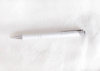 biały długopis, elegancki długopis, biało srebrny długopis kolekcjonerski