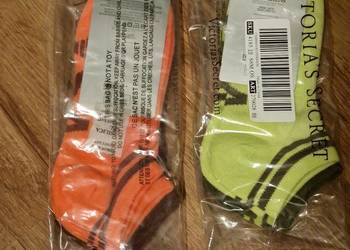 4 pary skarpet Victoria's Secret