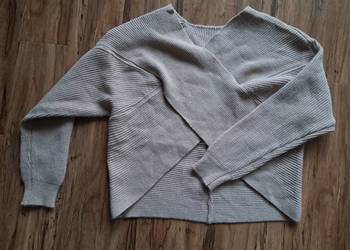 nowy beżowy sweter rozmiar M/L brak metki