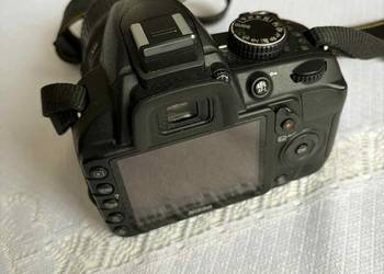 SPRZEDAM LUSTRZANKE NIKON D3100 JAK NOWA
