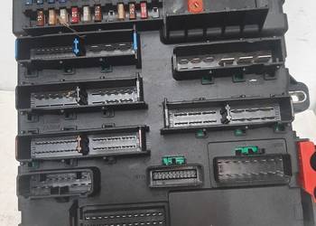 Opel Vectra C Signum skrzynka bezpieczników 13170888