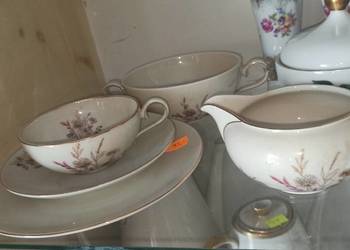 Filiżanka do herbaty, z talerzykiem deserowym.  Royal Ivory Filiżanka do herbaty, z talerzykiem deserowym.  Royal Ivory