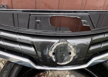 Nissan Note E11 lift grill atrapa przód 62310BH00H