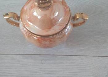 Sprzedam cukiernice nowa z porcelany