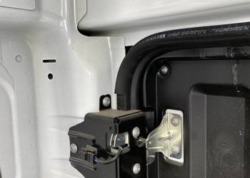 zamek schowka drzwiczki Mercedes Actros Arocs Antos mp5 Mp4          P4 zamek schowka drzwiczki Mercedes Actros Arocs Antos mp5 Mp4          P4