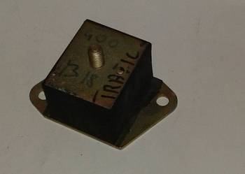 Poduszka silnika przód Renault Trafic 1,4