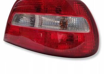 LAMPA PRAWA Volvo S40 I lift 99-04r TYLNA prawy tył pasażera Europa