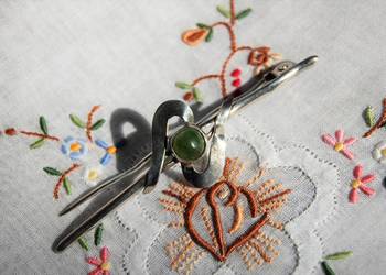 Stara broszka nefryt, srebro, secesja, Warmet, PRL, vintage