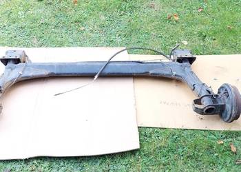 VW Golf III Bora tylna kompletna belka zawieszenia