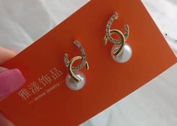 Komplet kolczyki i wisiorek