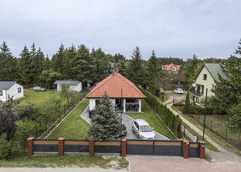 Dom wolnostojący. Rezerwat Wikliny Wiślane.